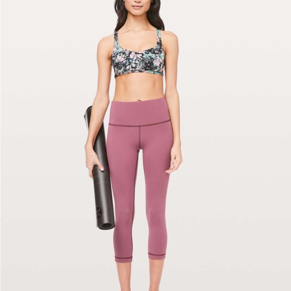 LULULEMON | Size 6 | Wunder Under Crop 21"